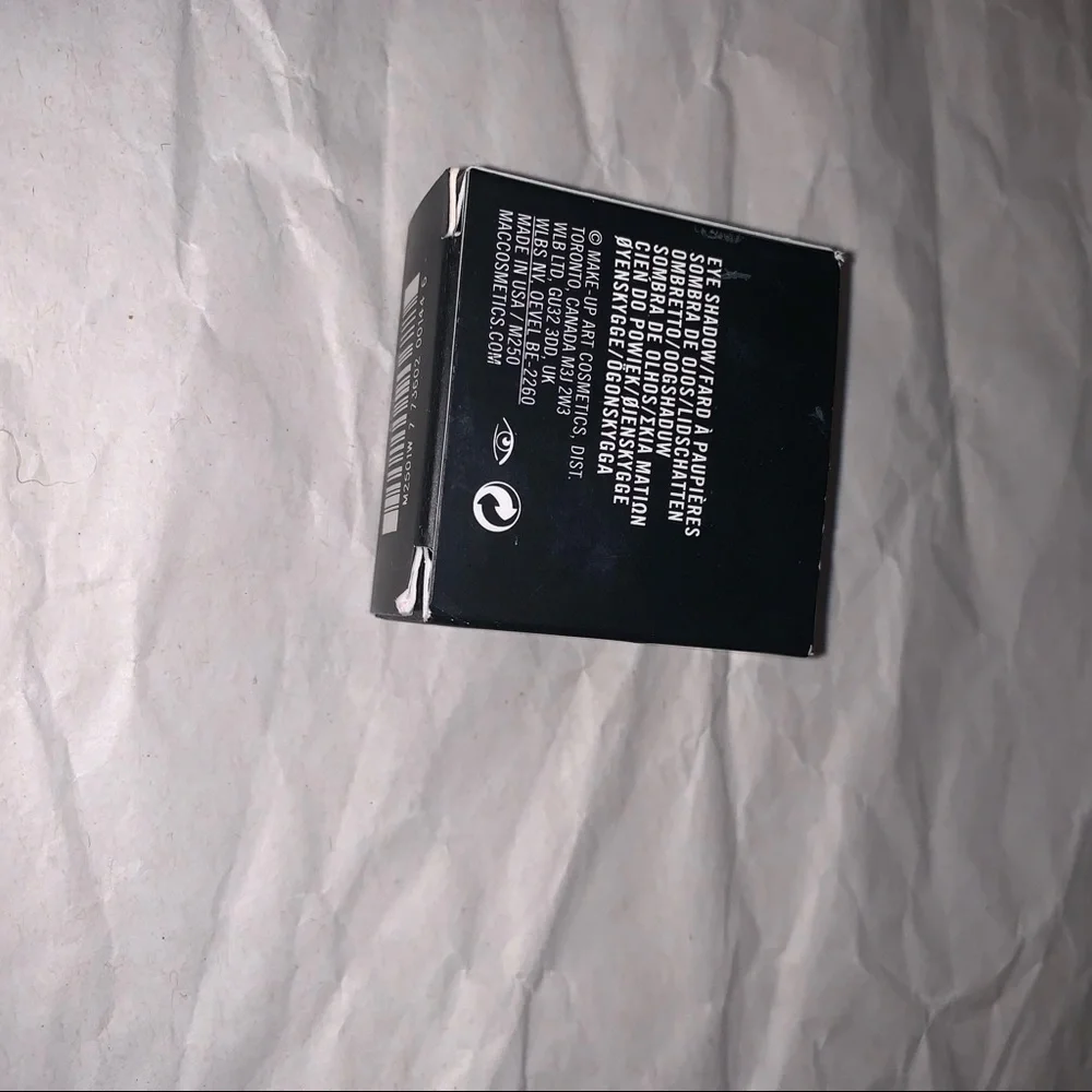 Mac eyeshadow